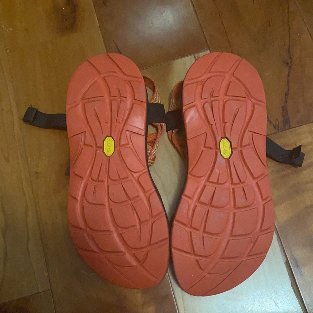 Chacos - Picture 2 of 3